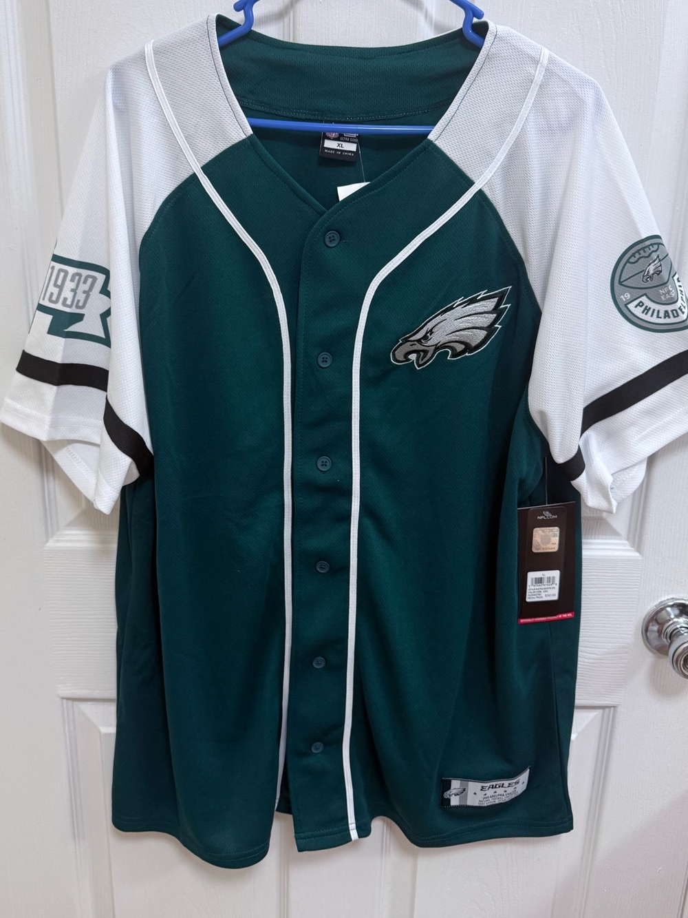 NWT NFL Philadelphia Eagles Dark Green and White Baseball Jersey, Size XL